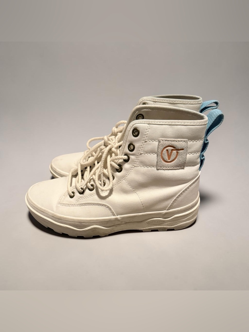 Vans Sentry White High-Top Canvas Sneakers with Blue Heel Pull